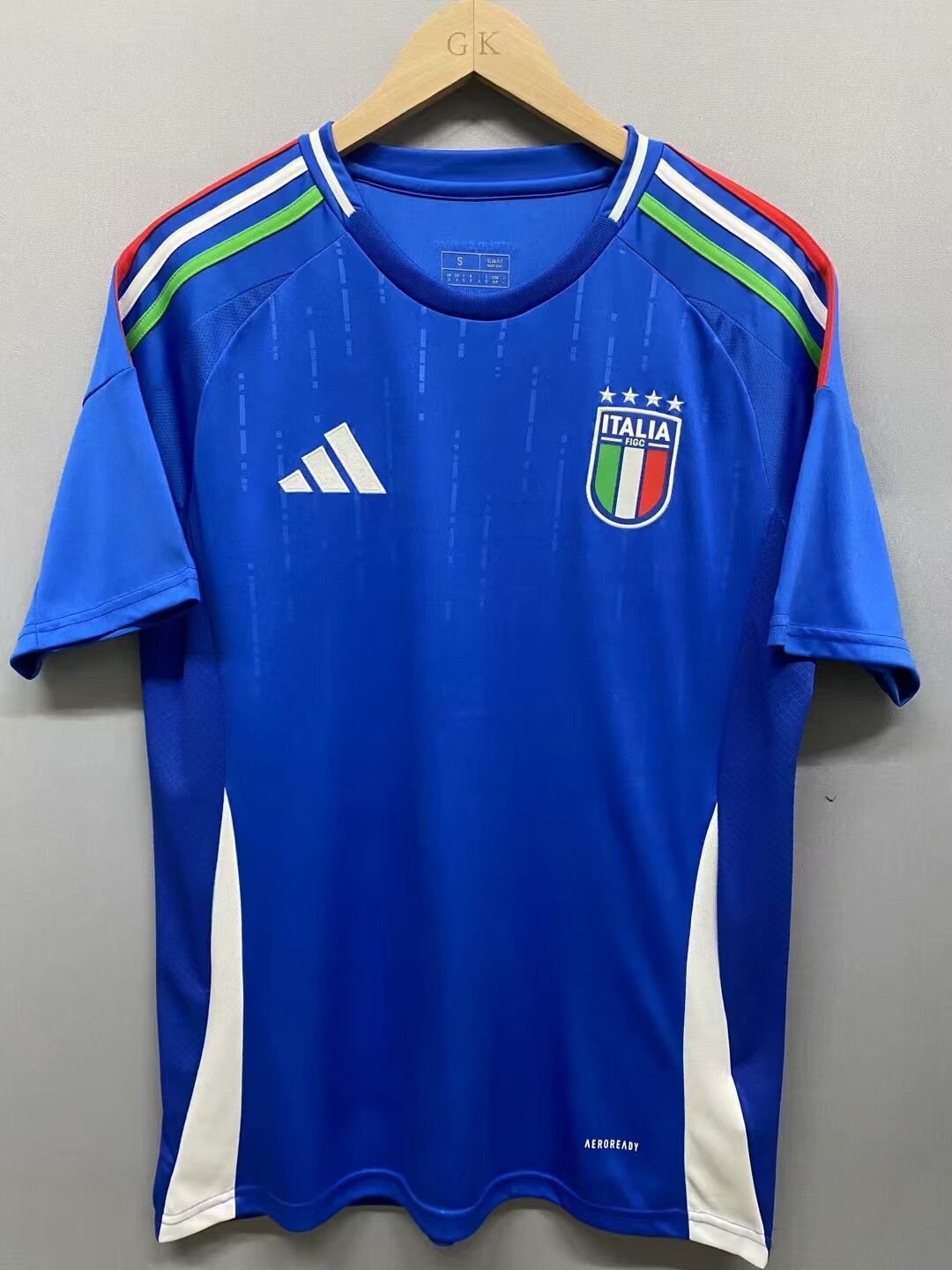 Fans Verison 24/25 Italy home