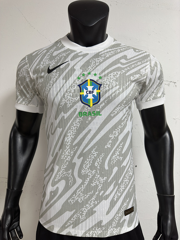 Goalkeeper version 24/25 Brazil