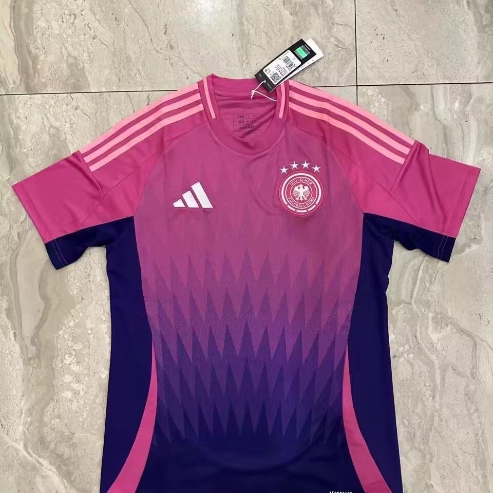 Fans Version 24/25 Germany Away