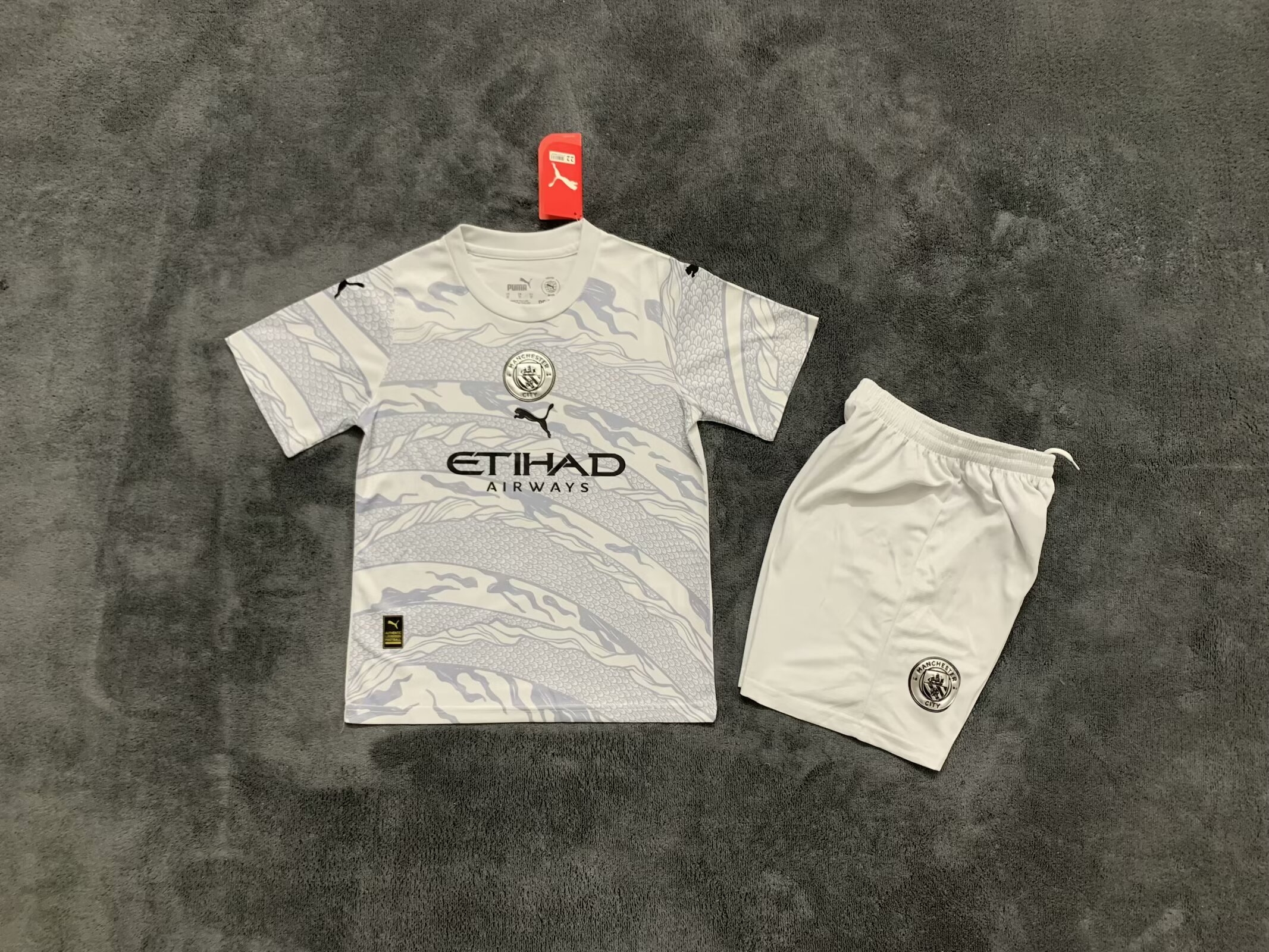 Kids kits 24/25 Manchester City Year of the Dragon special edition