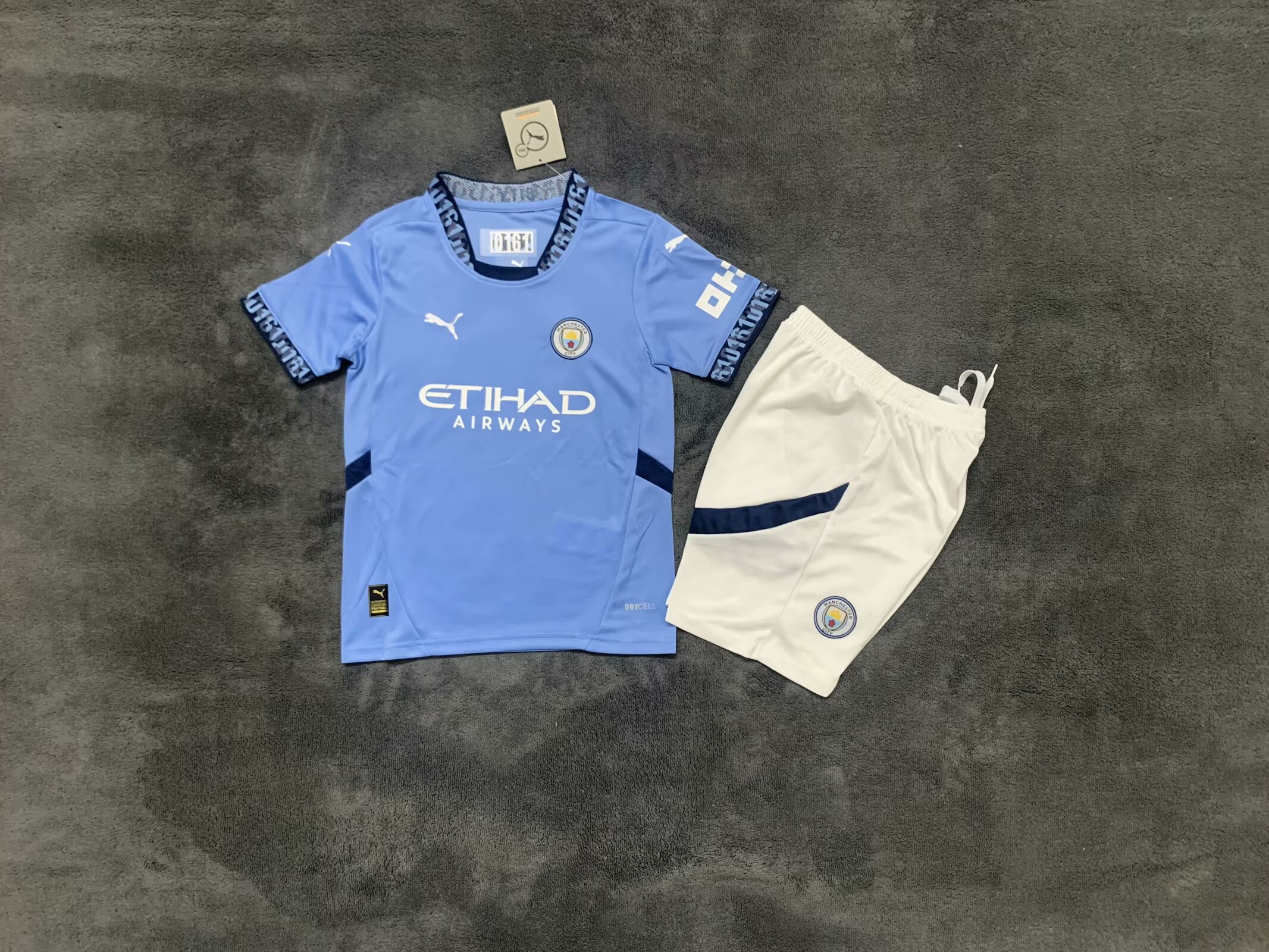 Kids kits 24/25 Manchester City home