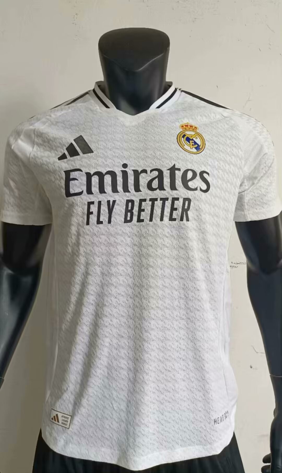 Player Version 24/25 Real Madrid home