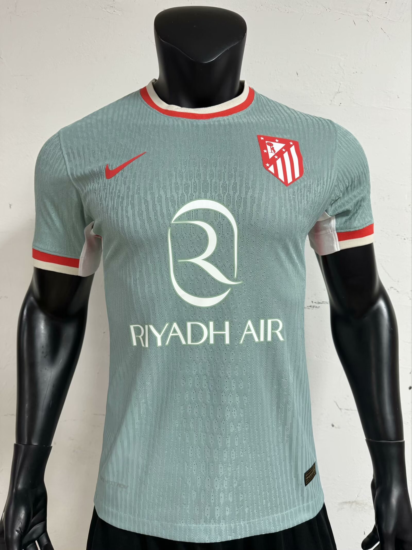 Player version 24/25 Atletico Madrid away
