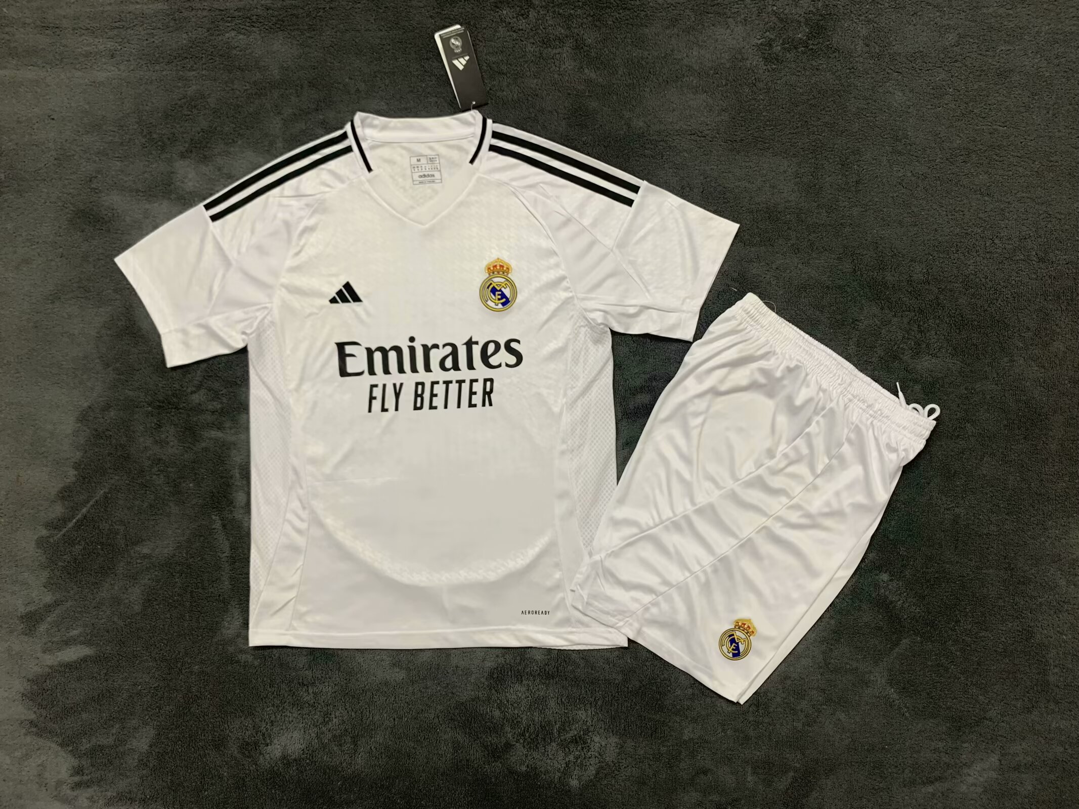 Adults Kits 24/25 Real Madrid Home