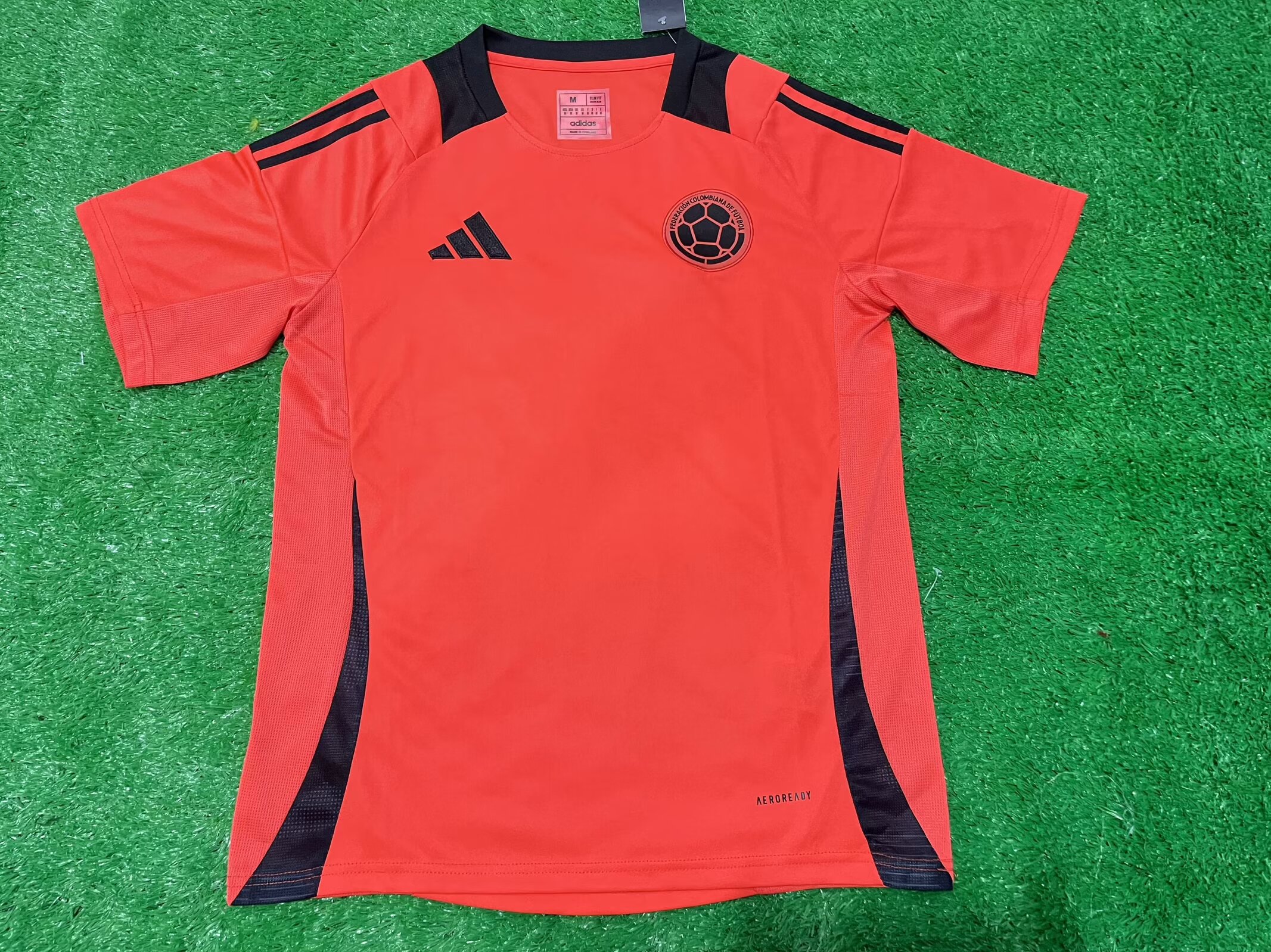 Fans Verison 24/25 Colombia training uniform