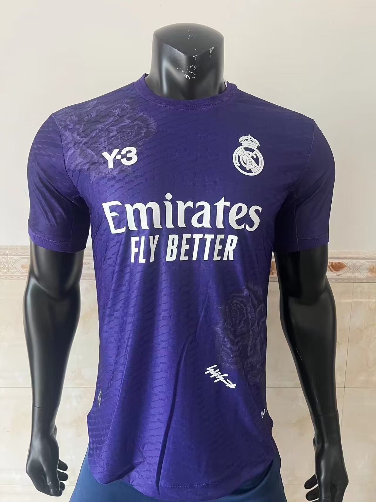 Player Verison 24/25 Real Madrid Y3 joint special version