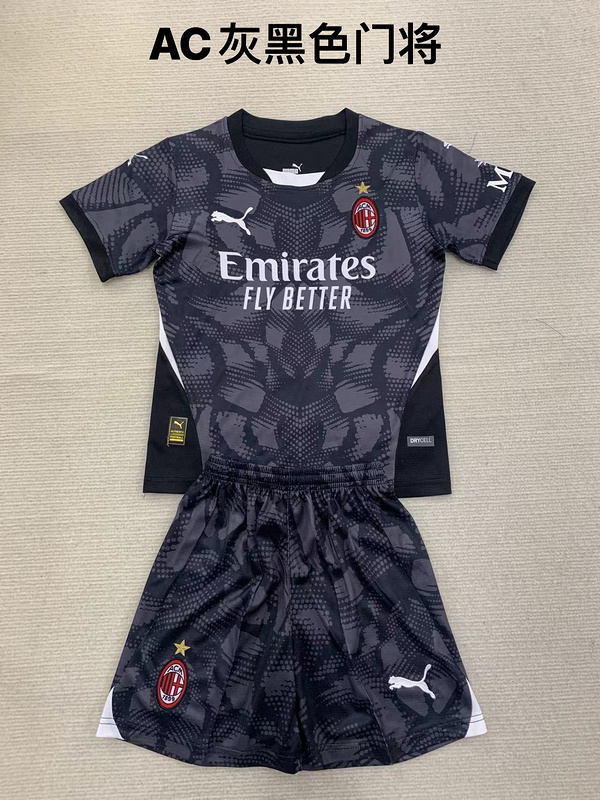 Kids Kits 24/25  AC Milan goalkeeper
