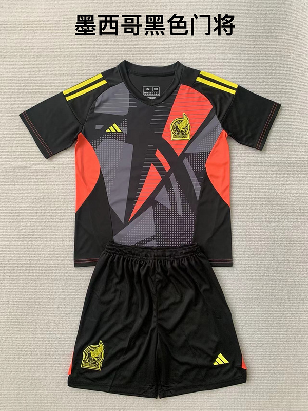 Adults kits  24/25 Mexico goalkeeper