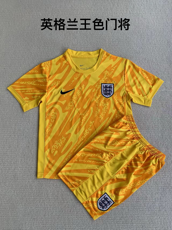 Adults Kits 24/25 England goalkeeper