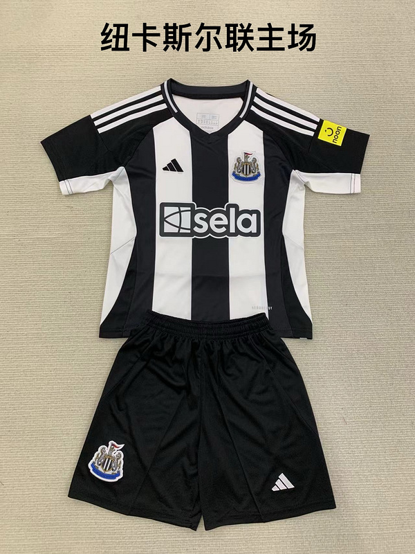 Adults kits  24/25 Newcastle United Home