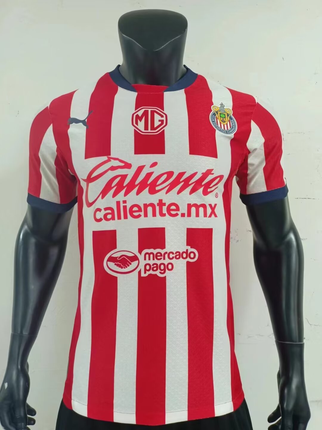 Player Verison 24/25 Chivas home