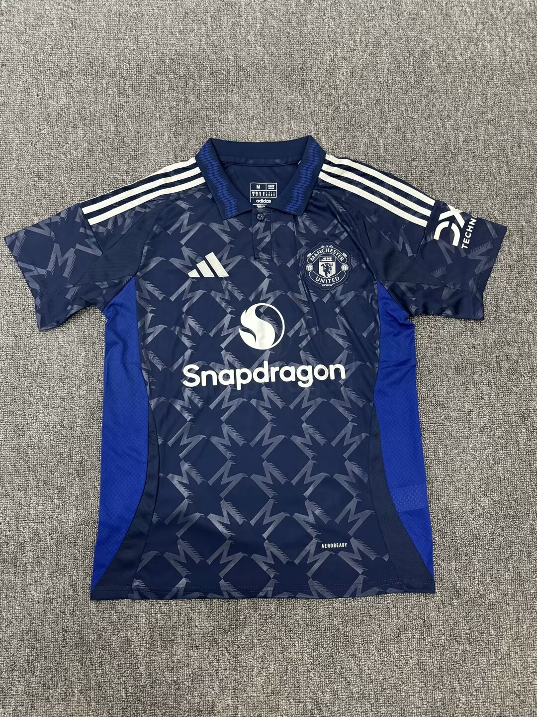 Fans Version 24/25 Manchester United Away