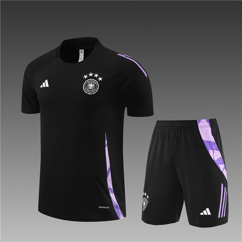 24/25 Germany black Training Kits