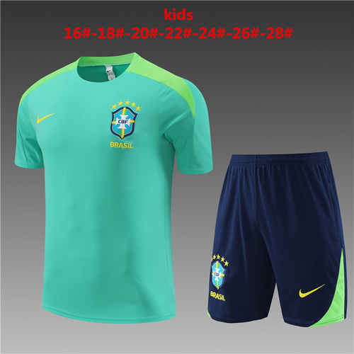 24/25 Brazil green Kid Training Kits