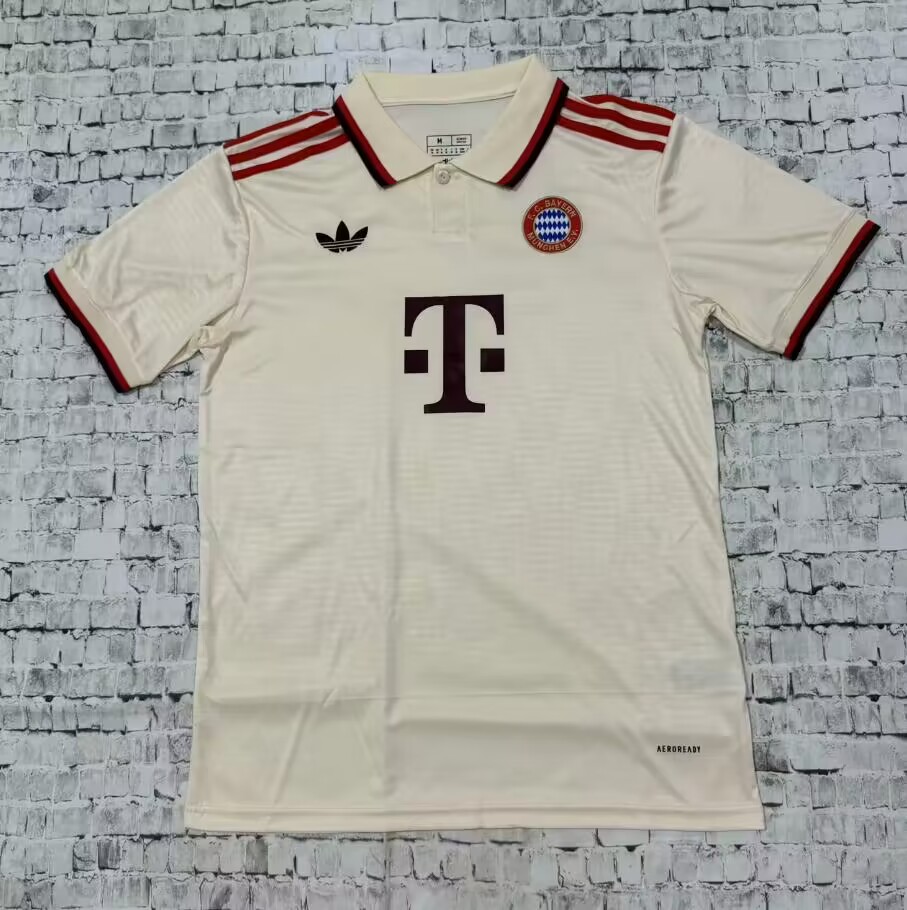 Fans Version 24/25 Bayern third Away