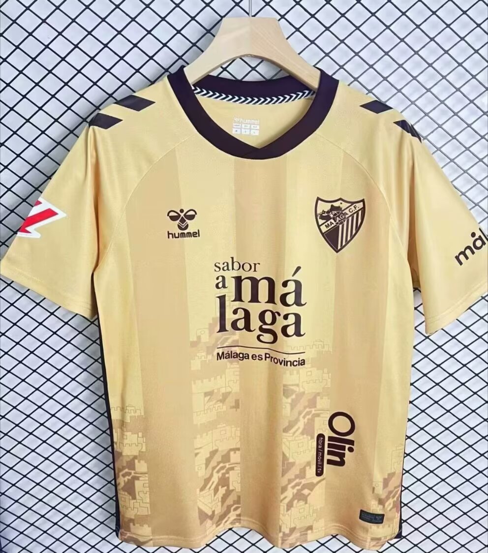 Fans versions 24/25 Málaga third away