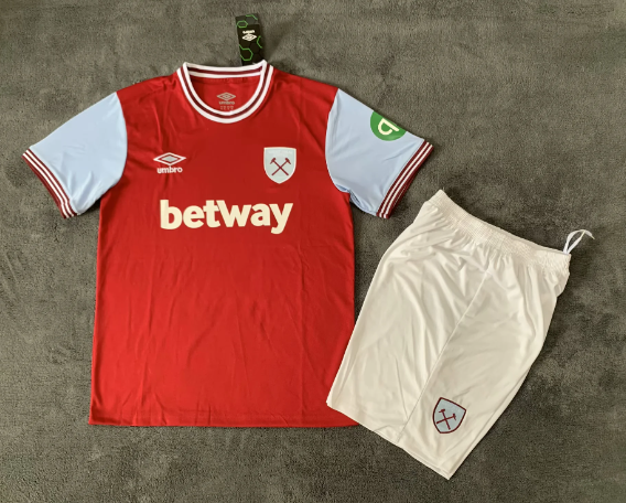 Adult Kits 24/25 West Ham home