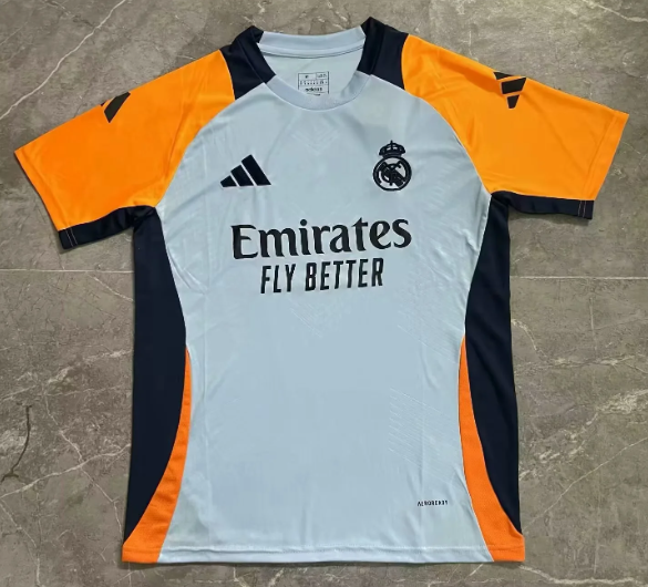 Fans Verison 24/25 Real Madrid training wear