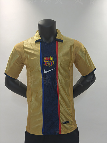 Retro 02/03 Barcelona away