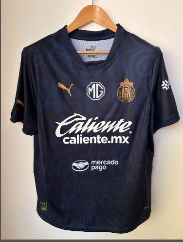 Player Version 24/25 Chivas away