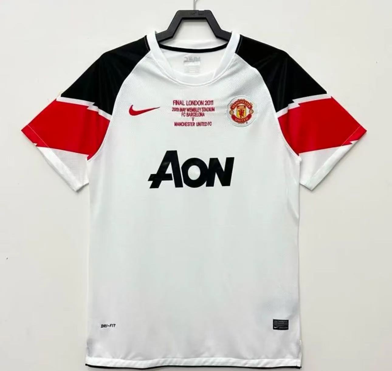 Retro 10/11 Manchester United Away