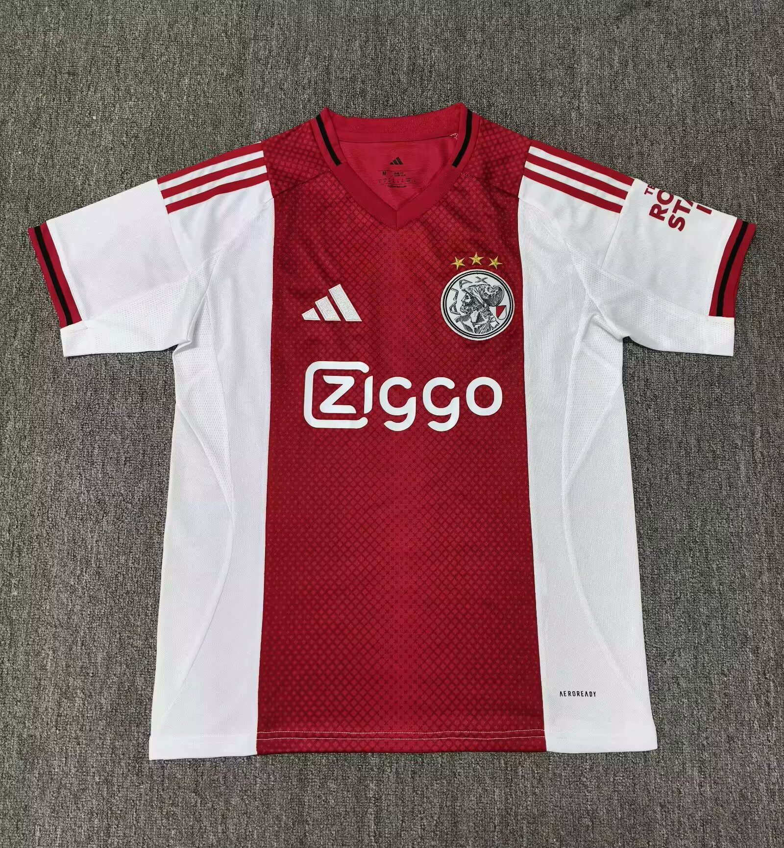 Fans Version 25/26 Ajax home