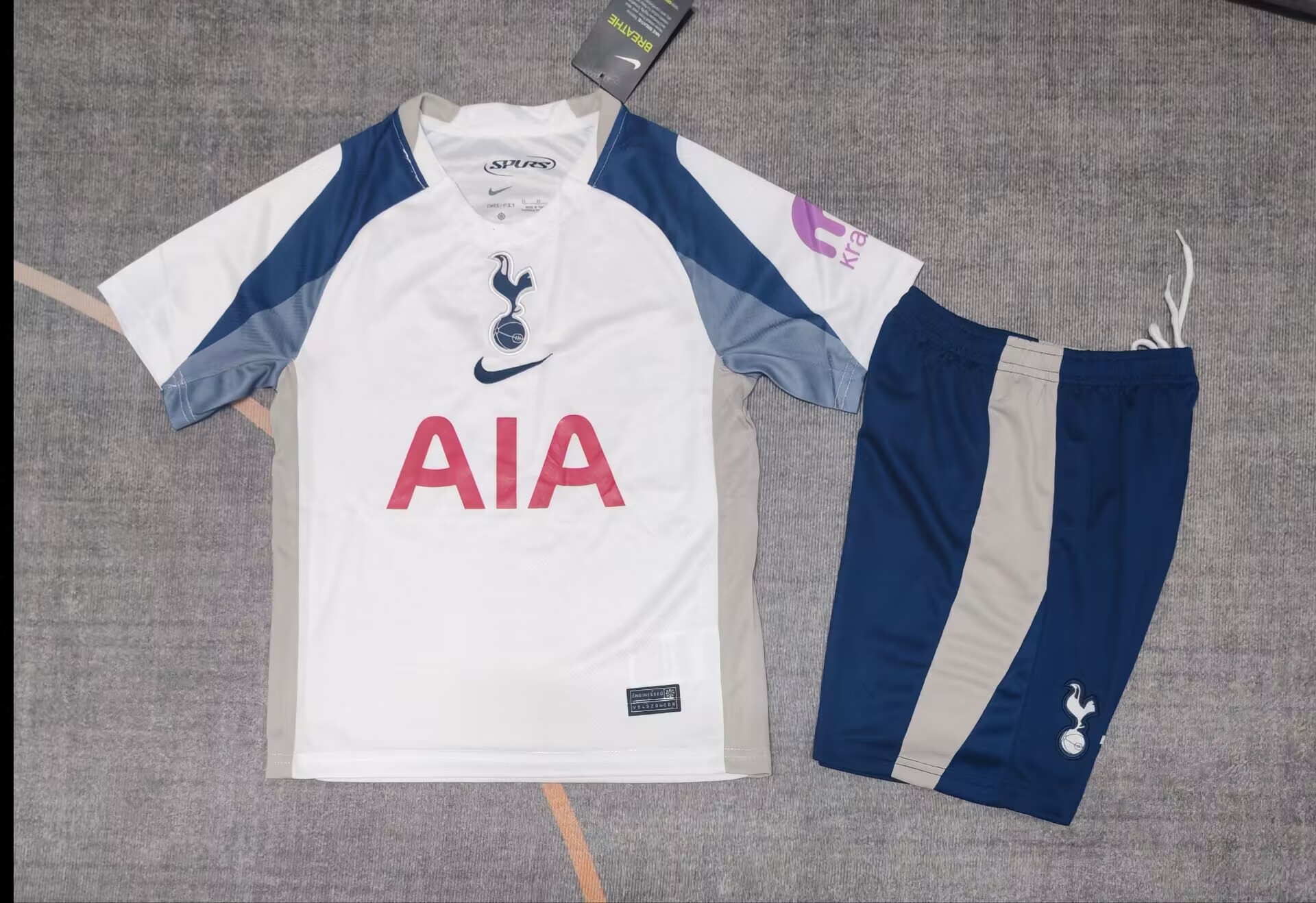 Kids kits25/26  Tottenham home