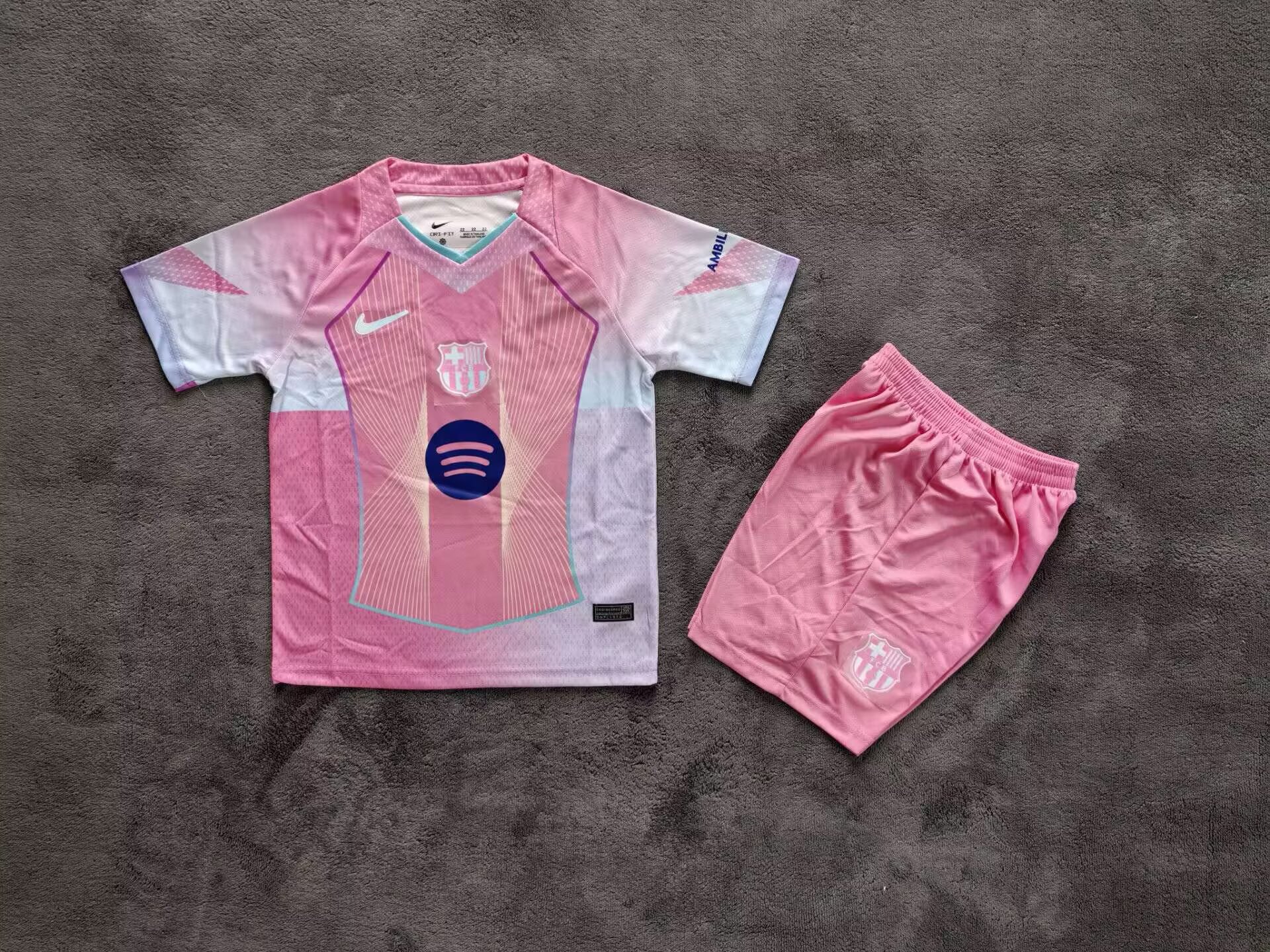 Kids kits 25/26 Barcelona Pink Special Edition