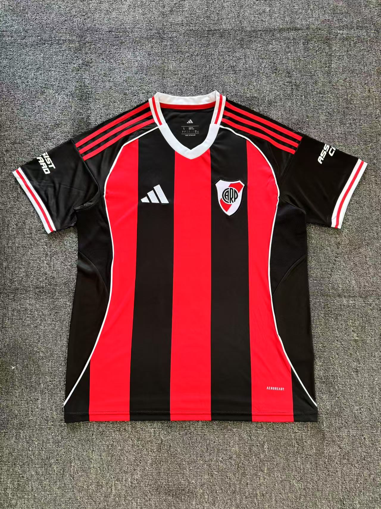 Fans Version 25/26 River Plate away