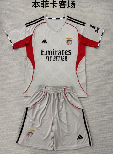 Adults Kits 25/26 Benfica away