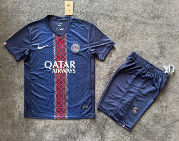 Adults kits 25/26 Paris Master home