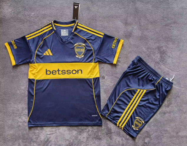 Adults kits 25/26 Boca home