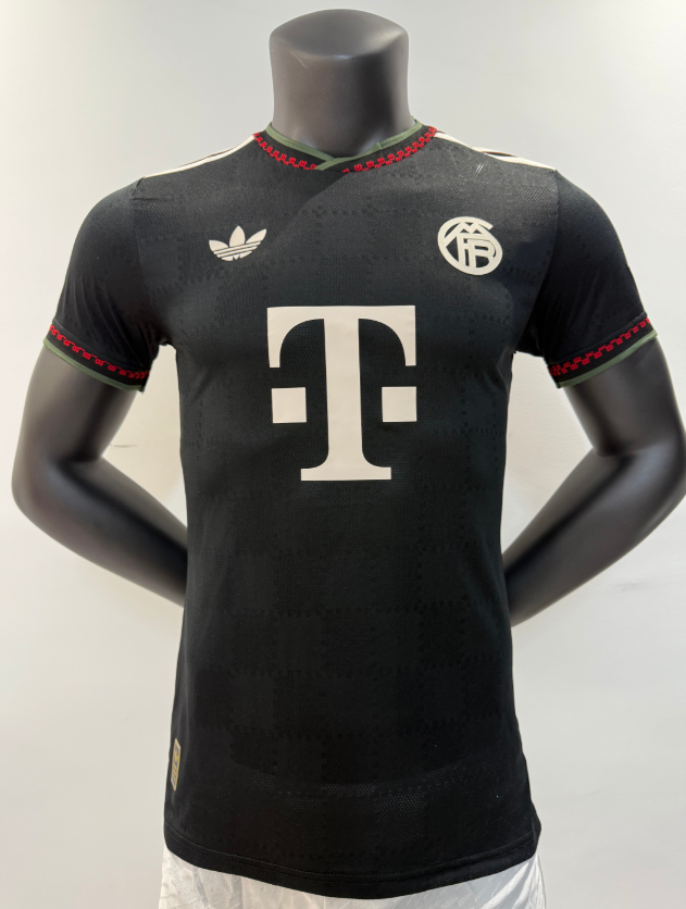 Player Version 25/26 Bayern Munich's second away 