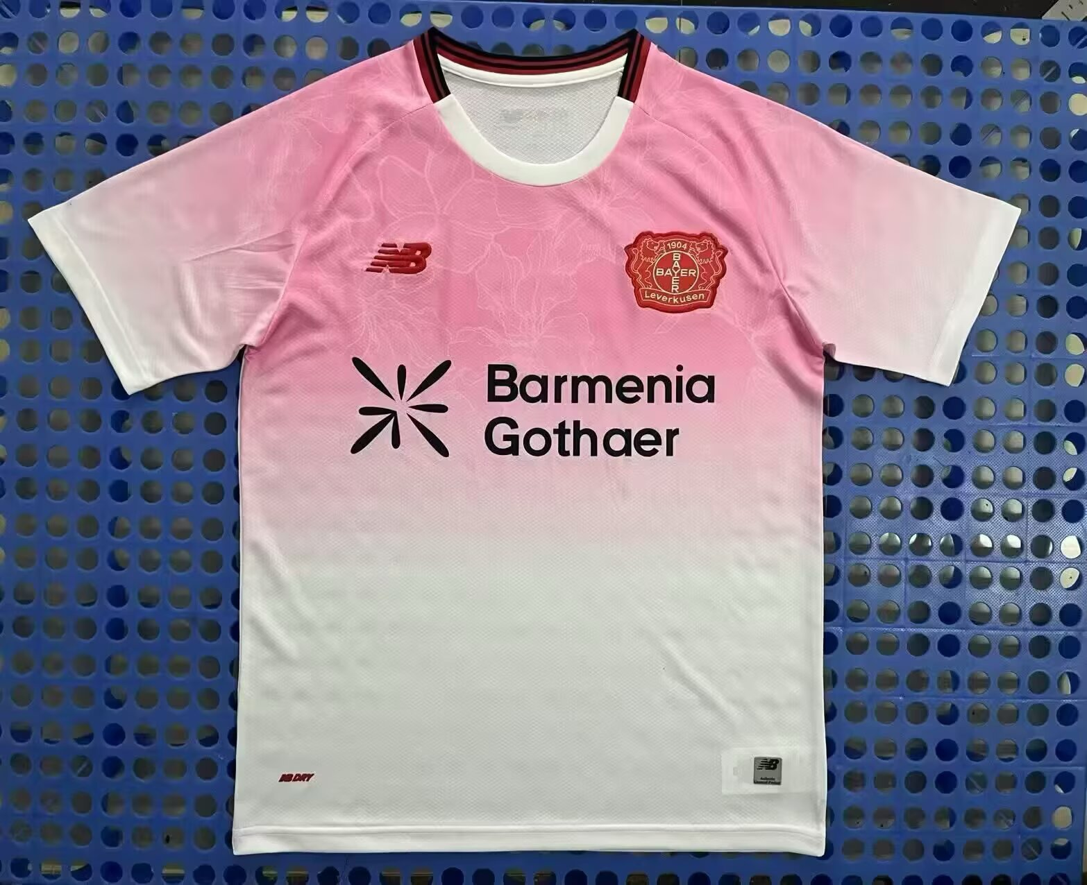 Fans Version 25/26 Leverkusen away