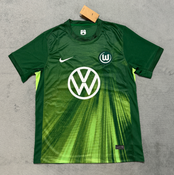  Fan version 25/26 Wolfsburg home