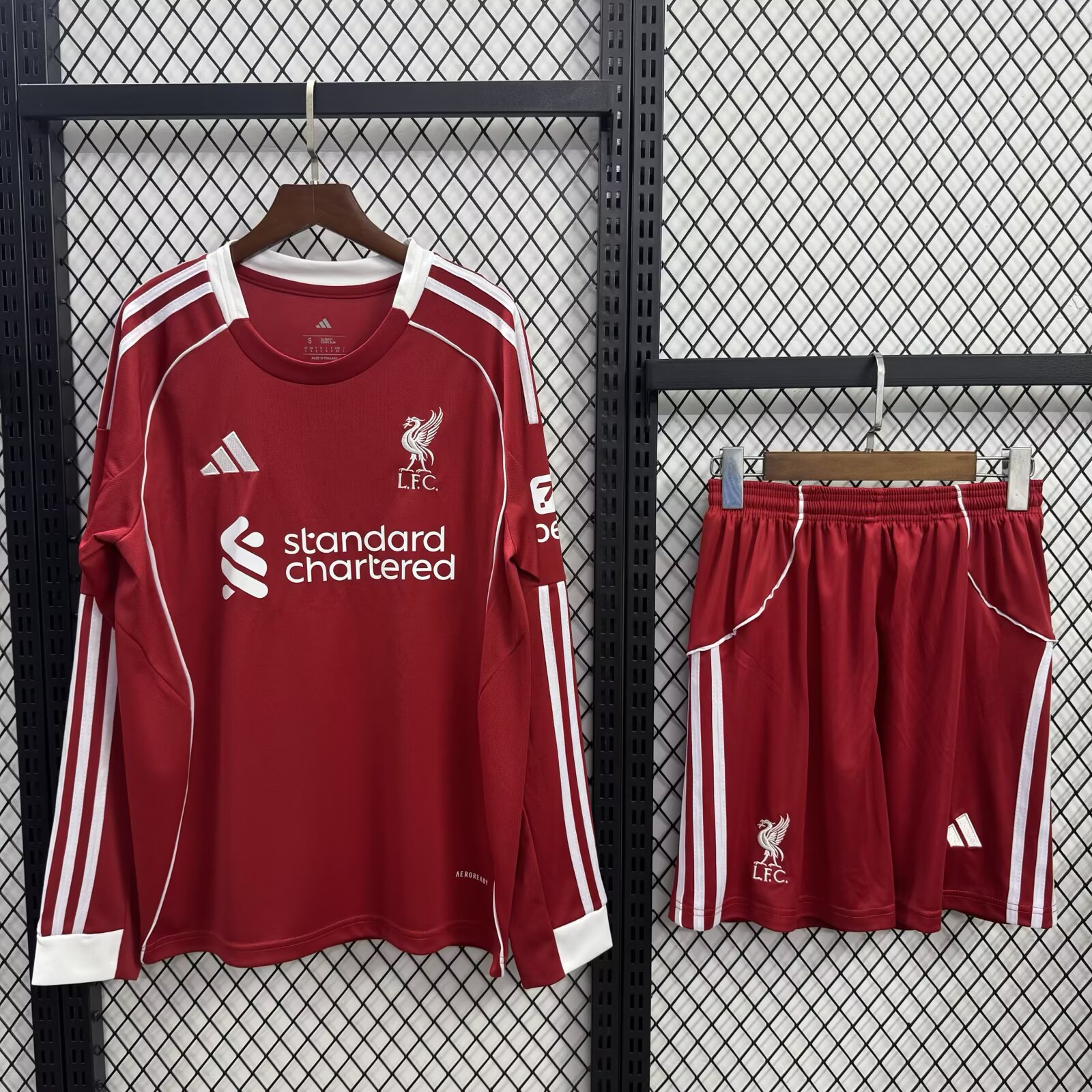  Adults kits 25/26 Liverpool home long-sleeved