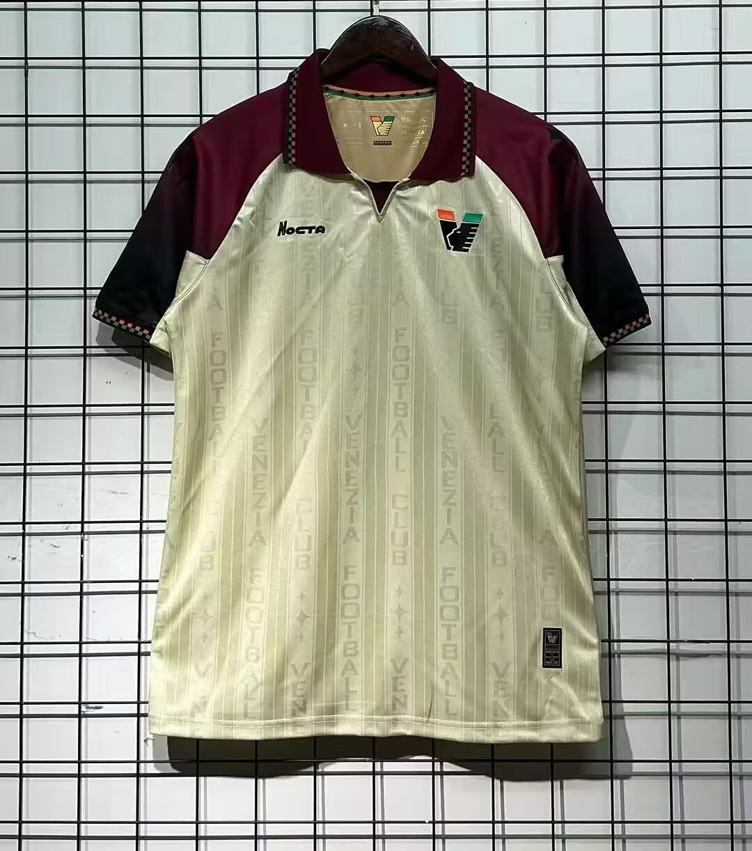  Fan version 25/26 Venice away