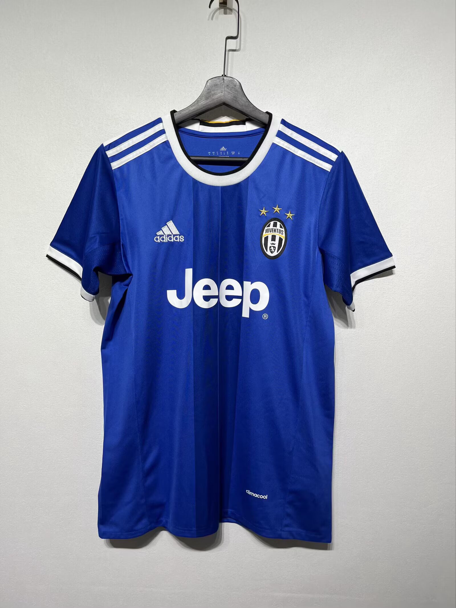 Retro 16/17 Juventus away Blue