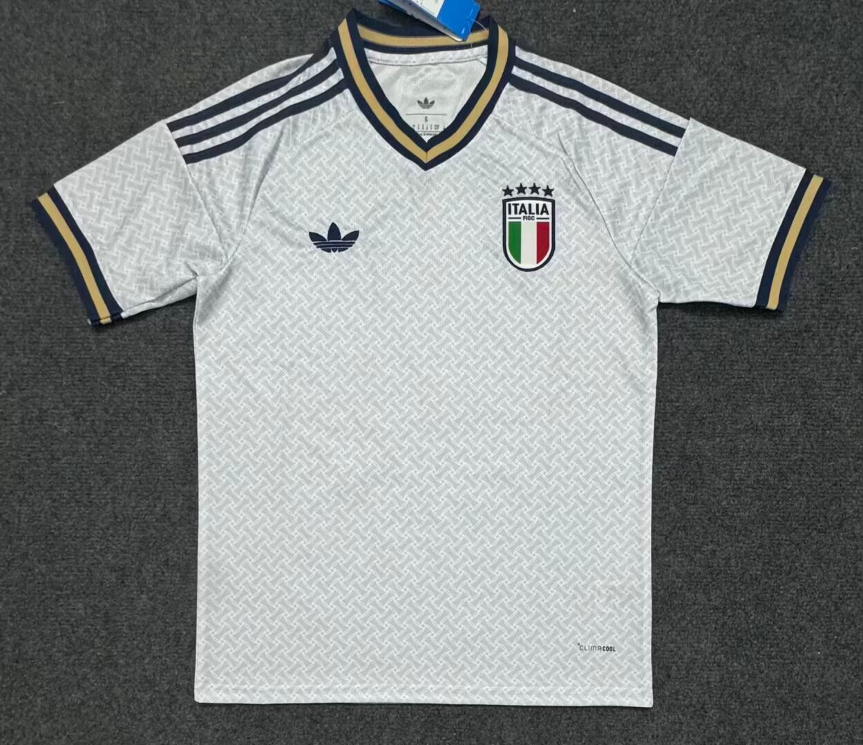  Fan version 25/26 Italy away white