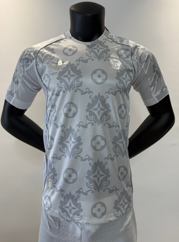 Player Version 25/26 Real Madrid Special Edition