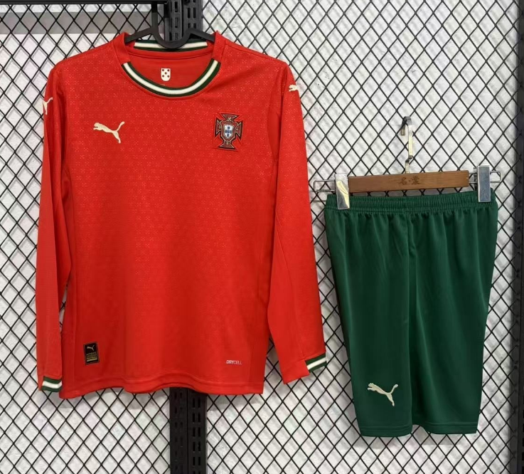  Adults kits 25/26 Portugal home  long-sleeved