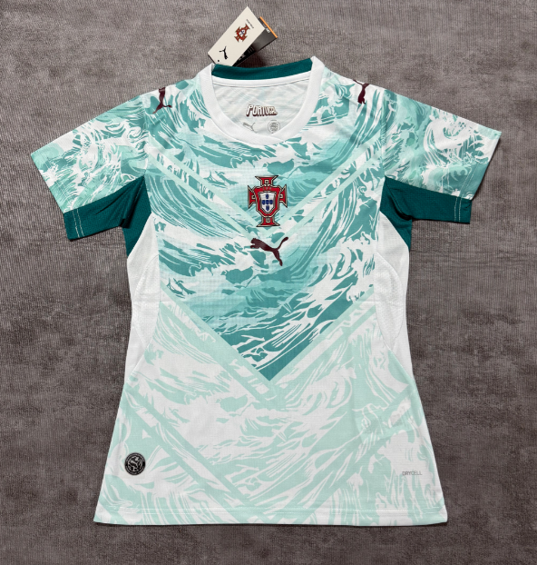 Fans Version 2026 Portugal away women