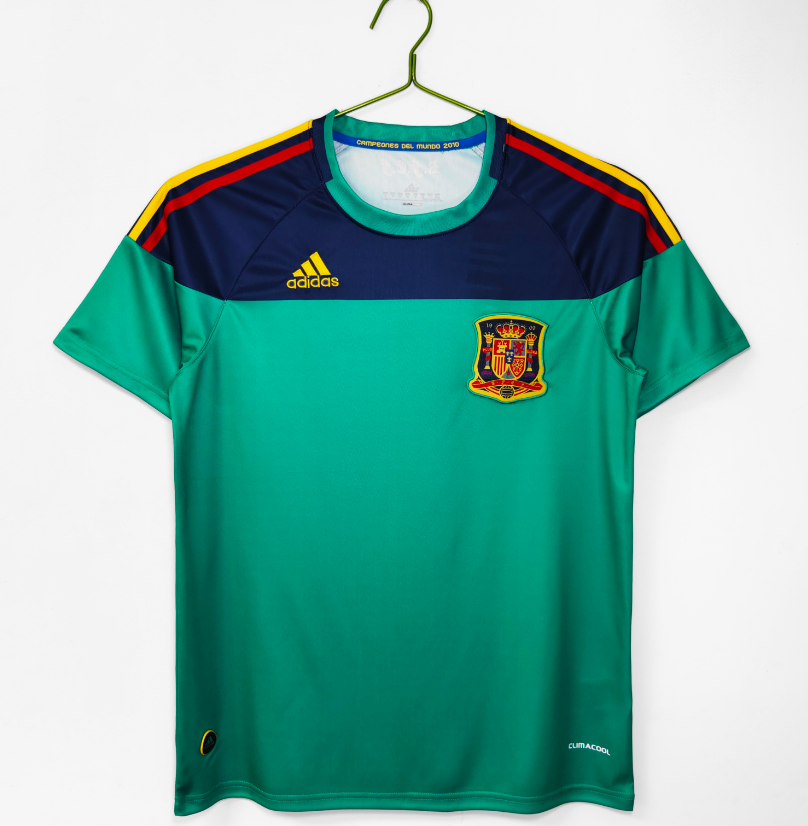 Retro 2010 Spanish goalkeeper green 