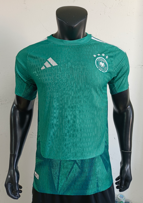 Player Version 2026 German goalkeeper 