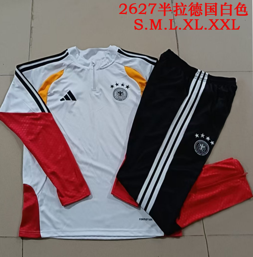26/27 Half Pull German White Tracksuit