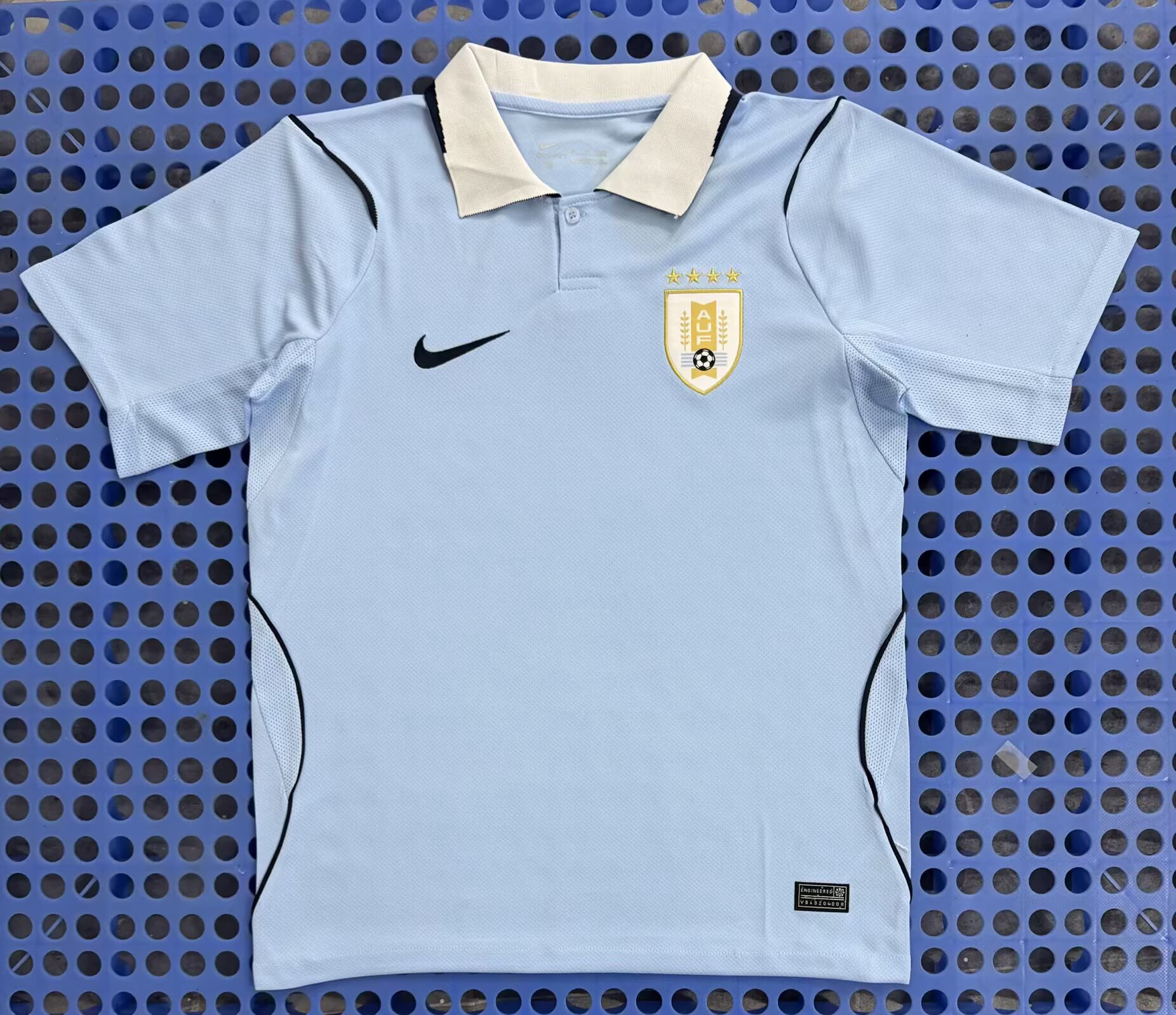 Fan version 26/27 Uruguay home 