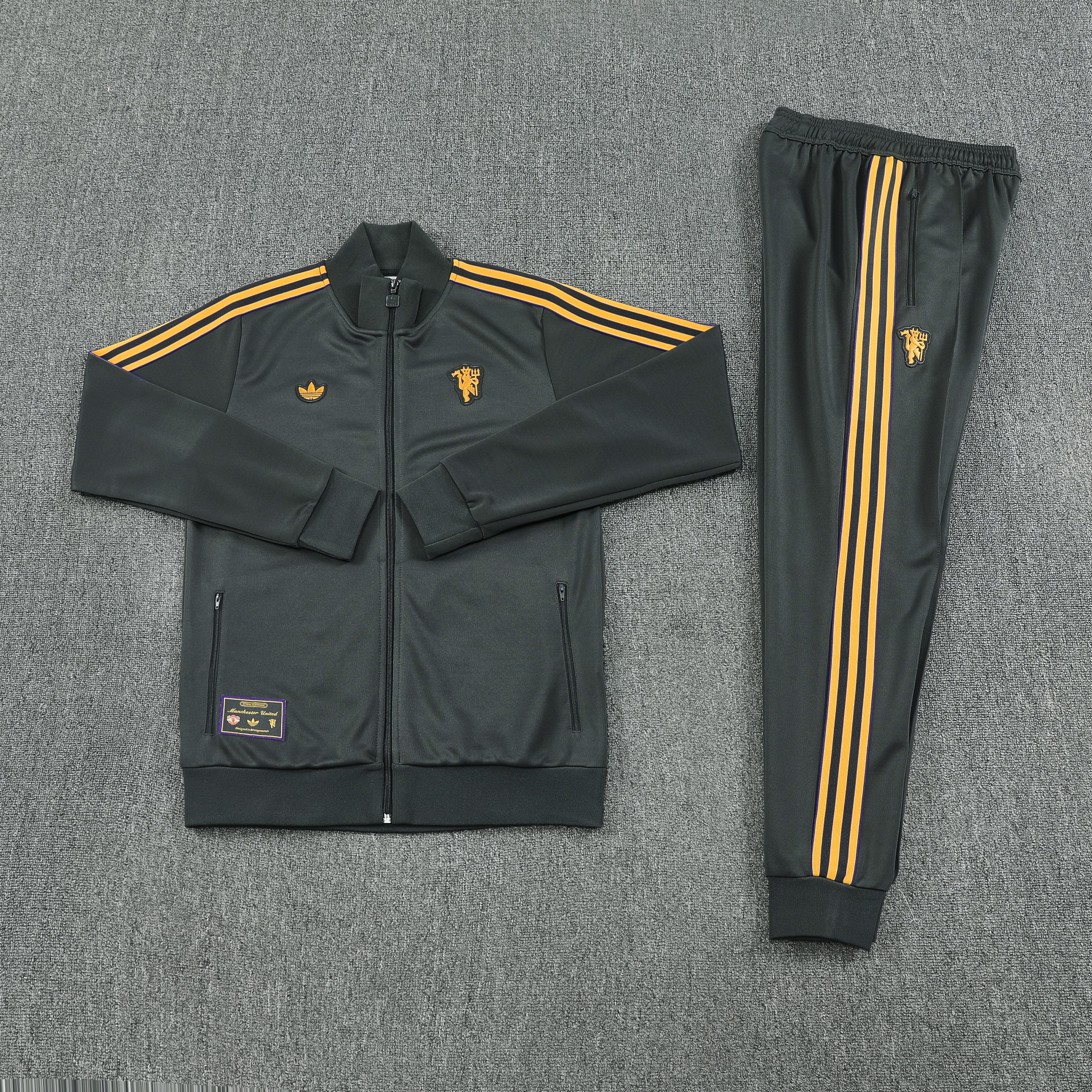 25/26 Long Pull Manchester United Dark Gray Jackets sets