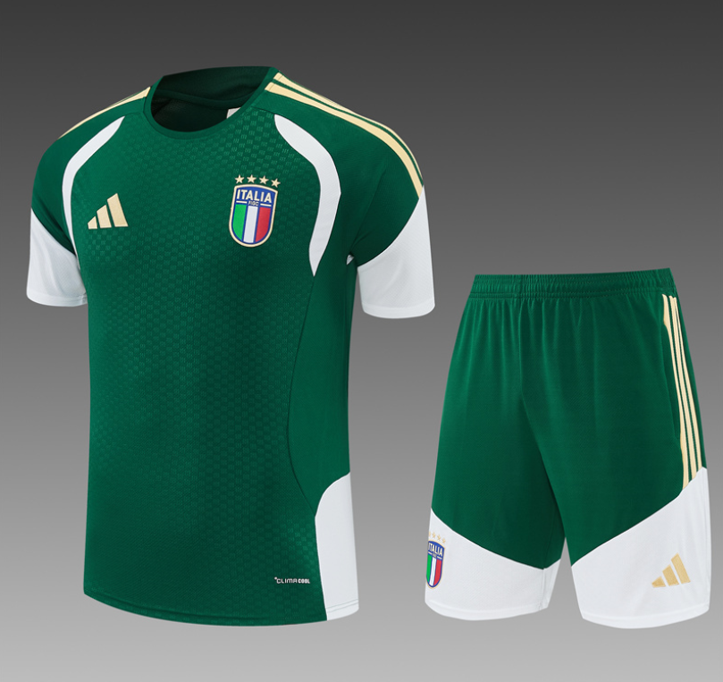 26/27 Italian green Adults Training Kits