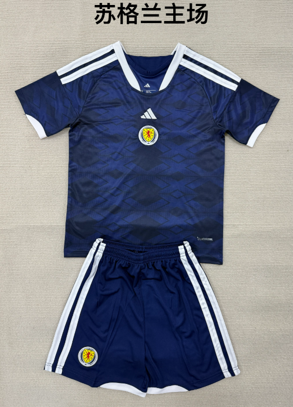 Adults kits 26/27 Scotland home