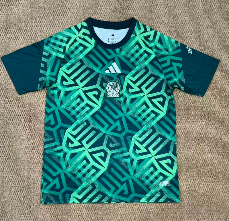 Fan version 26/27 Mexico pre match uniform
